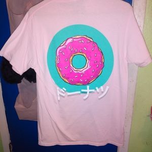 Cute pink shirt, you can wear to sleep or as a baggy oversized fit!